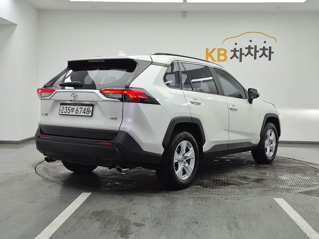 Toyota RAV4 - Vista 4
