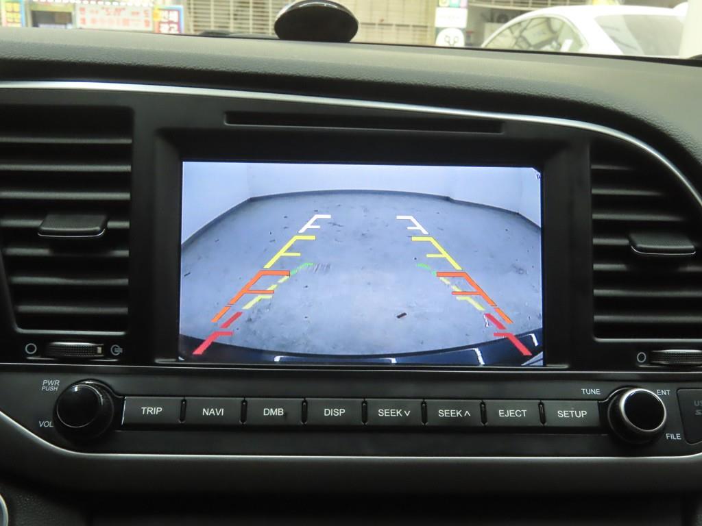 HYUNDAI Avante 2017 Gris - Importación desde Corea - HF Imports Iquique - Foto 15