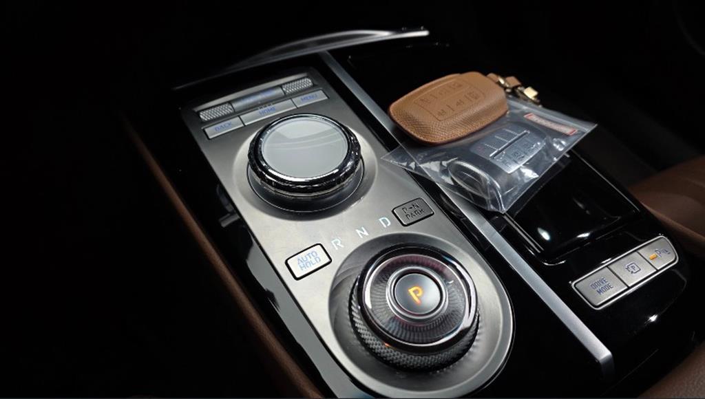 Genesis G80 - Vista 8