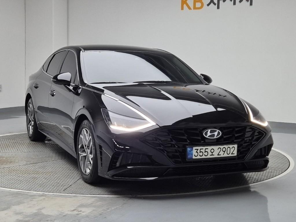 HYUNDAI Sonata - Vista 4