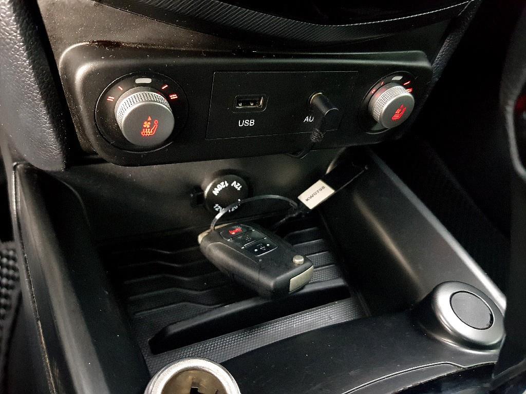 Ssangyong Tivoli 2017 Rojo - Importación desde Corea - HF Imports Iquique - Foto 15