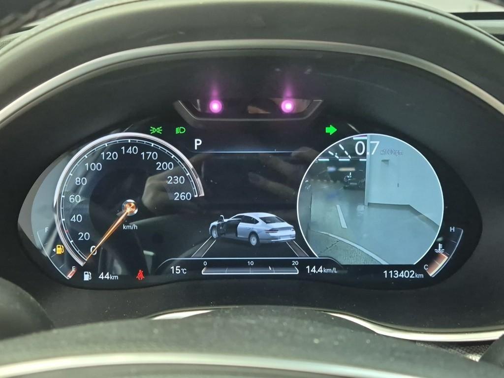 Genesis G80 - Vista 6