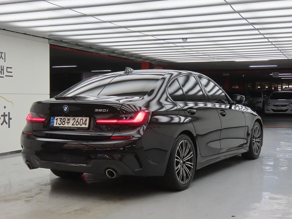 BMW 3 series - Vista 4