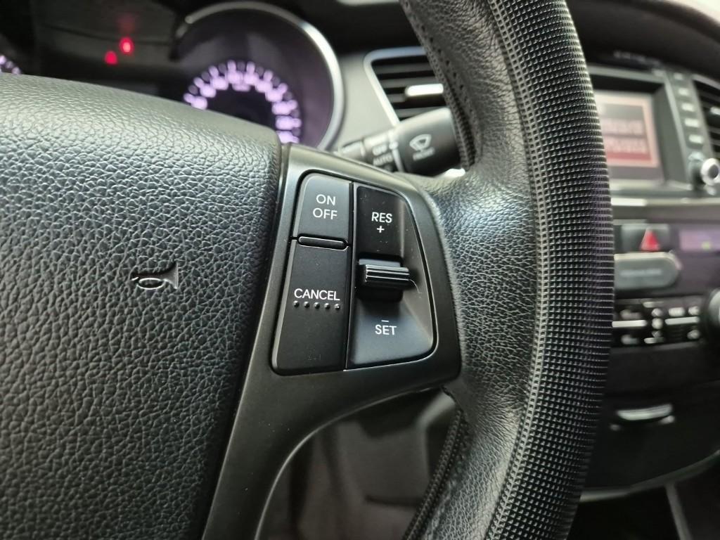 KIA K7 2013 Blanco - Importación desde Corea - HF Imports Iquique - Foto 16