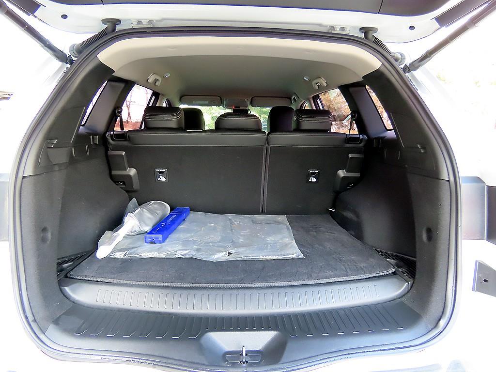 SAMSUNG QM6 2020 Blanco - Importación desde Corea - HF Imports Iquique - Foto 17