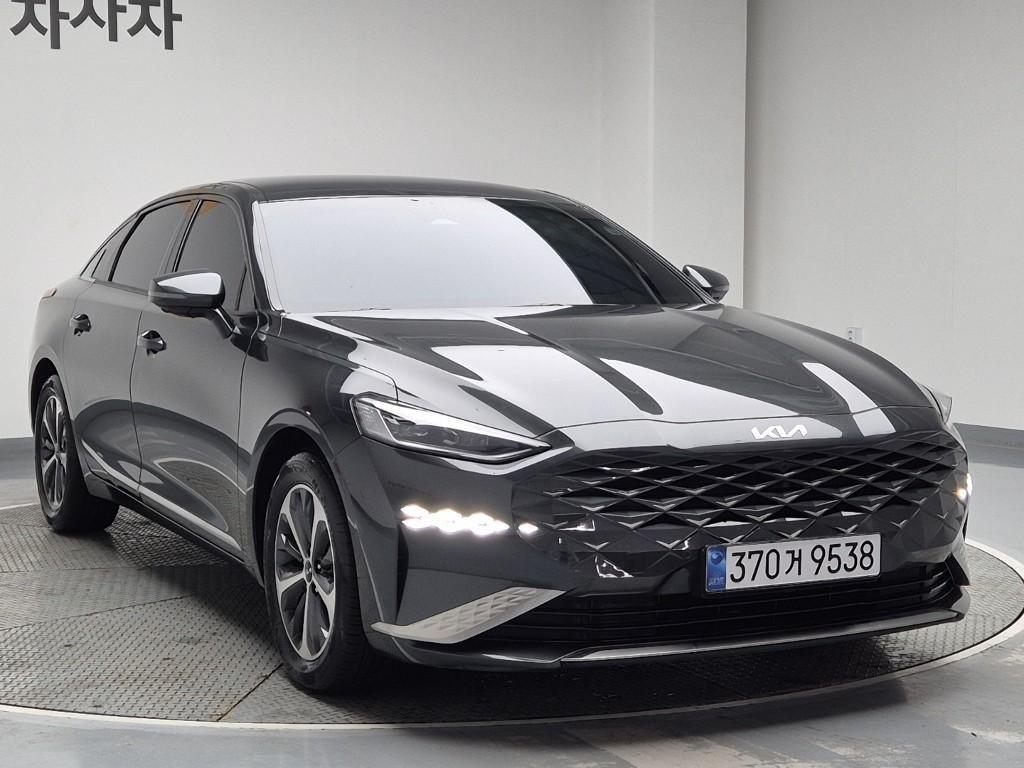 KIA K8 - Vista 4