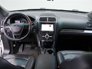 Ford Explorer - Vista 10