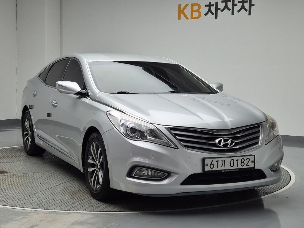 HYUNDAI Grandeur - Vista 4