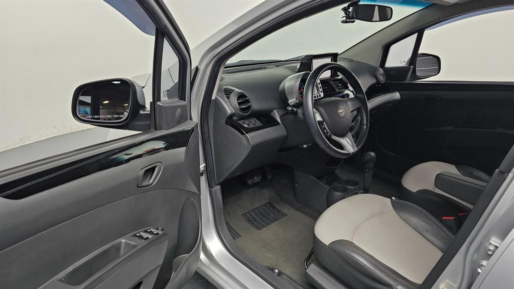 Chevrolet Spark - Vista 10