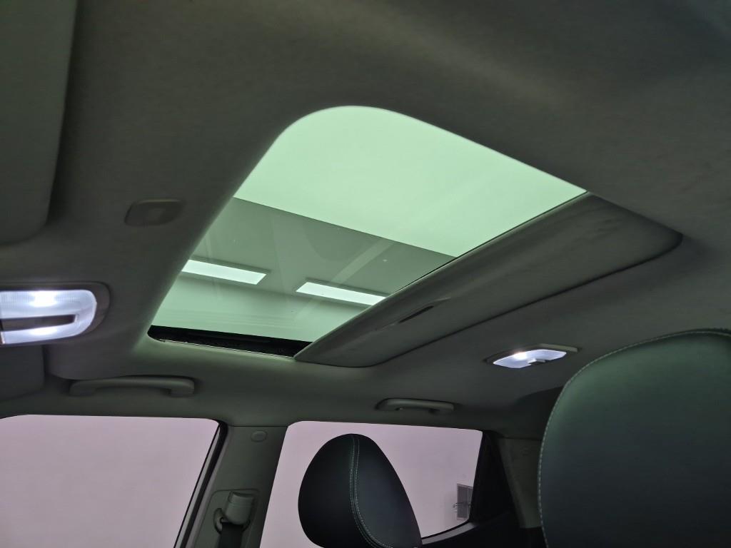 Ssangyong Tivoli 2016 Blanco - Importación desde Corea - HF Imports Iquique - Foto 13