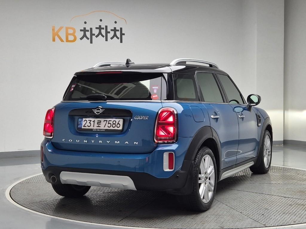 Mini Countryman - Vista 3