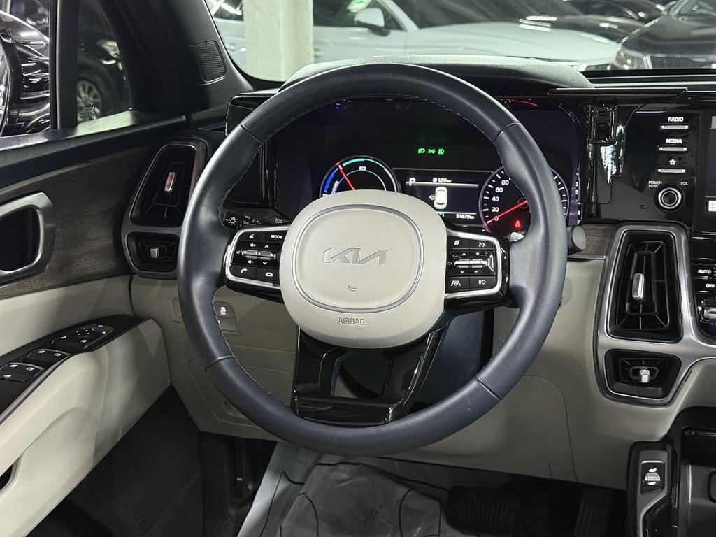 KIA Sorento - Vista 8