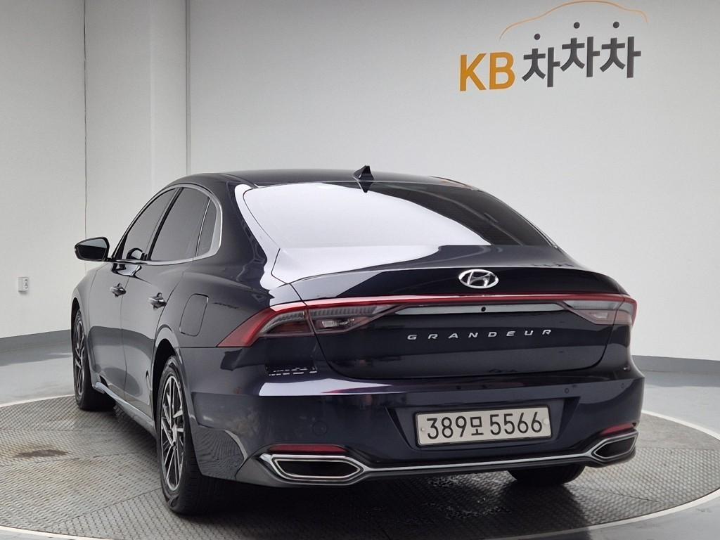 HYUNDAI Grandeur - Vista 2