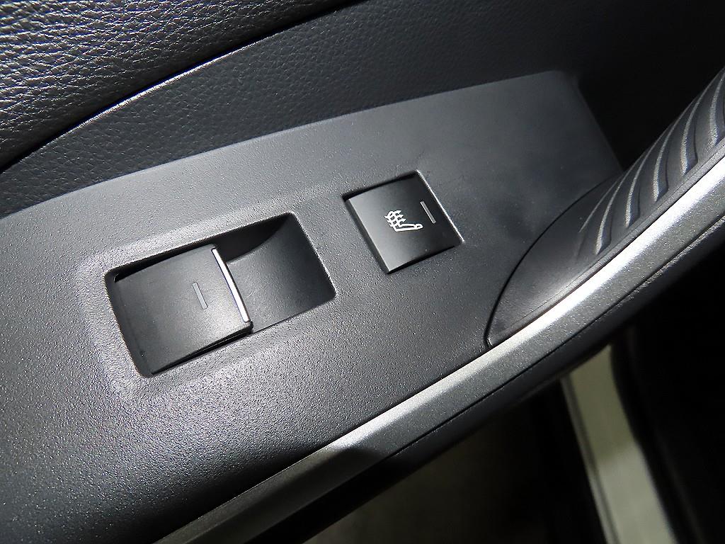 Toyota RAV4 2024 Blanco - Importación desde Corea - HF Imports Iquique - Foto 15