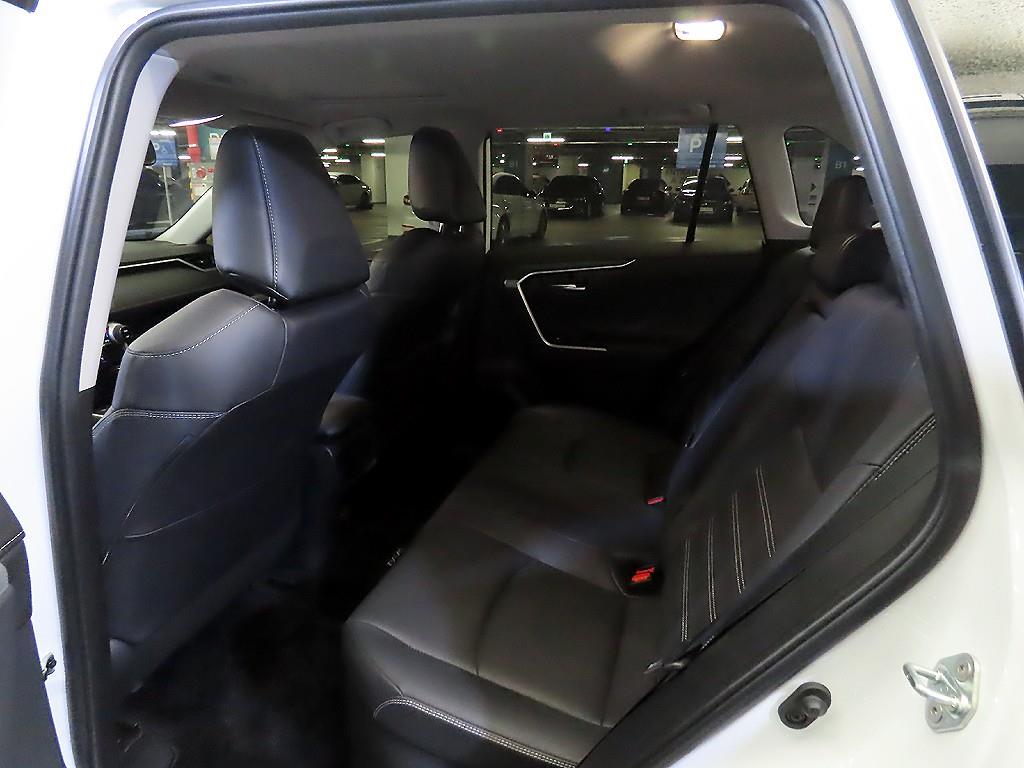 Toyota RAV4 - Vista 7