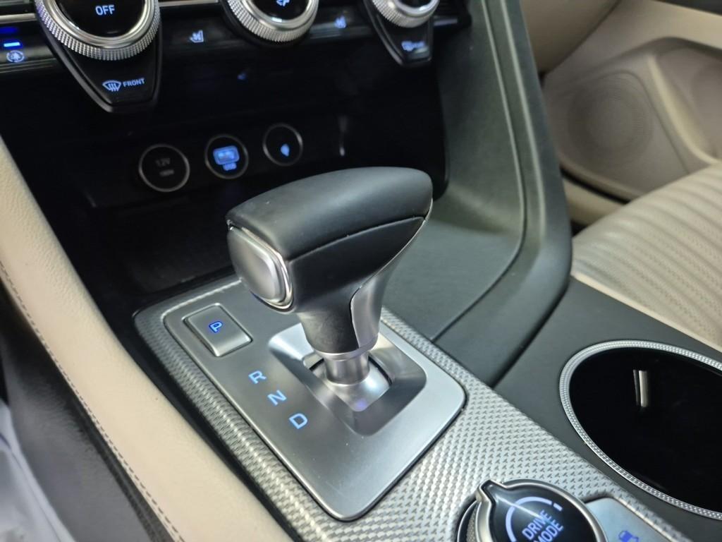 Genesis G70 - Vista 7