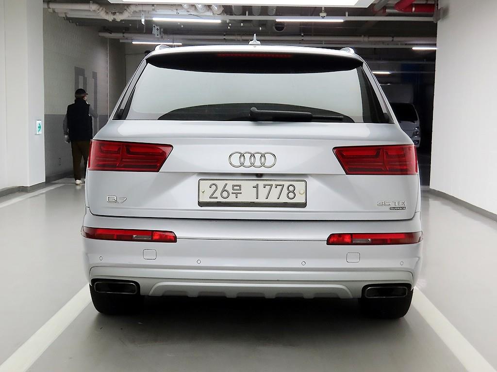 Audi Q7 - Vista 3