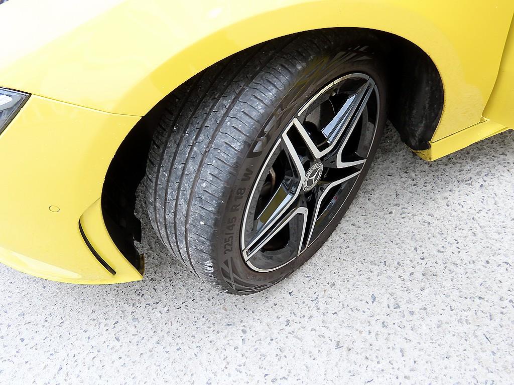 Mercedes Benz CLA Class 2020 Amarillo - Importación desde Corea - HF Imports Iquique - Foto 19