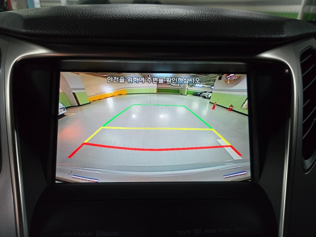 HYUNDAI Grandeur - Vista 12