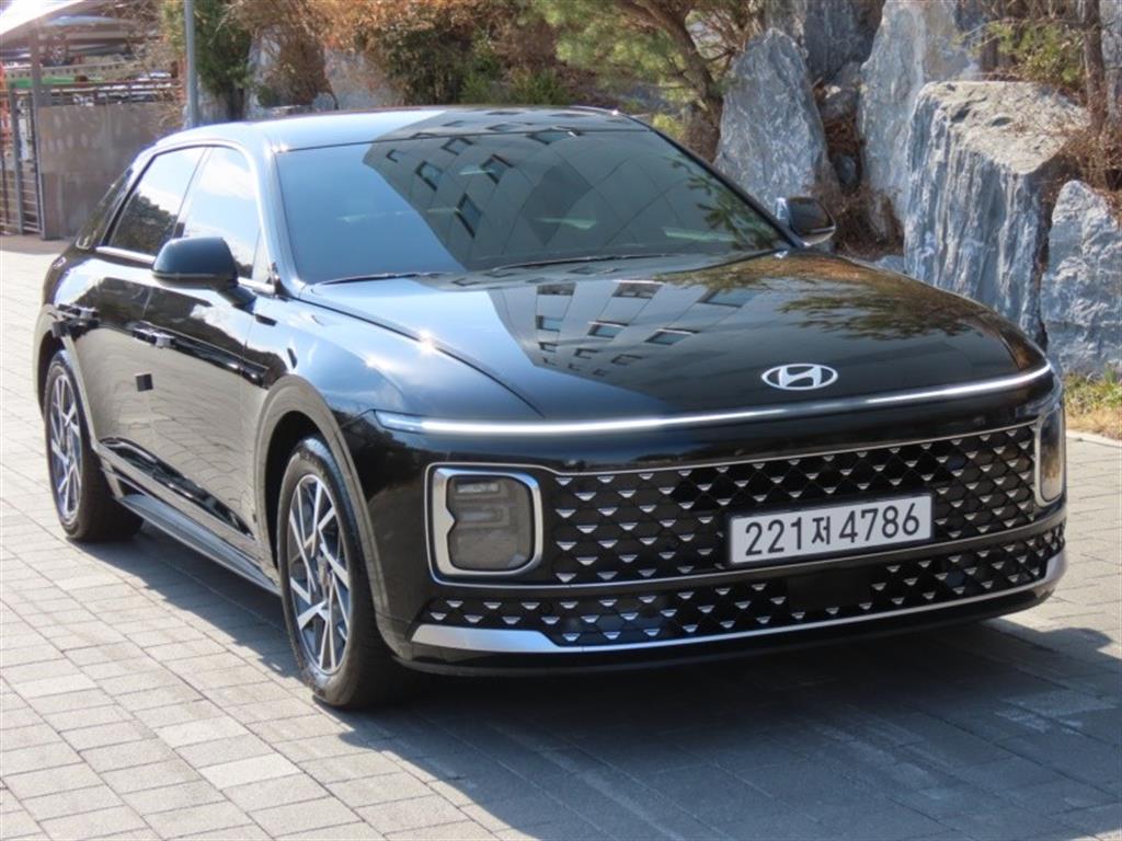 HYUNDAI Grandeur - Vista 3