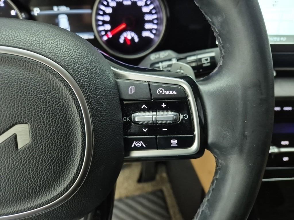 KIA Carnival - Vista 5