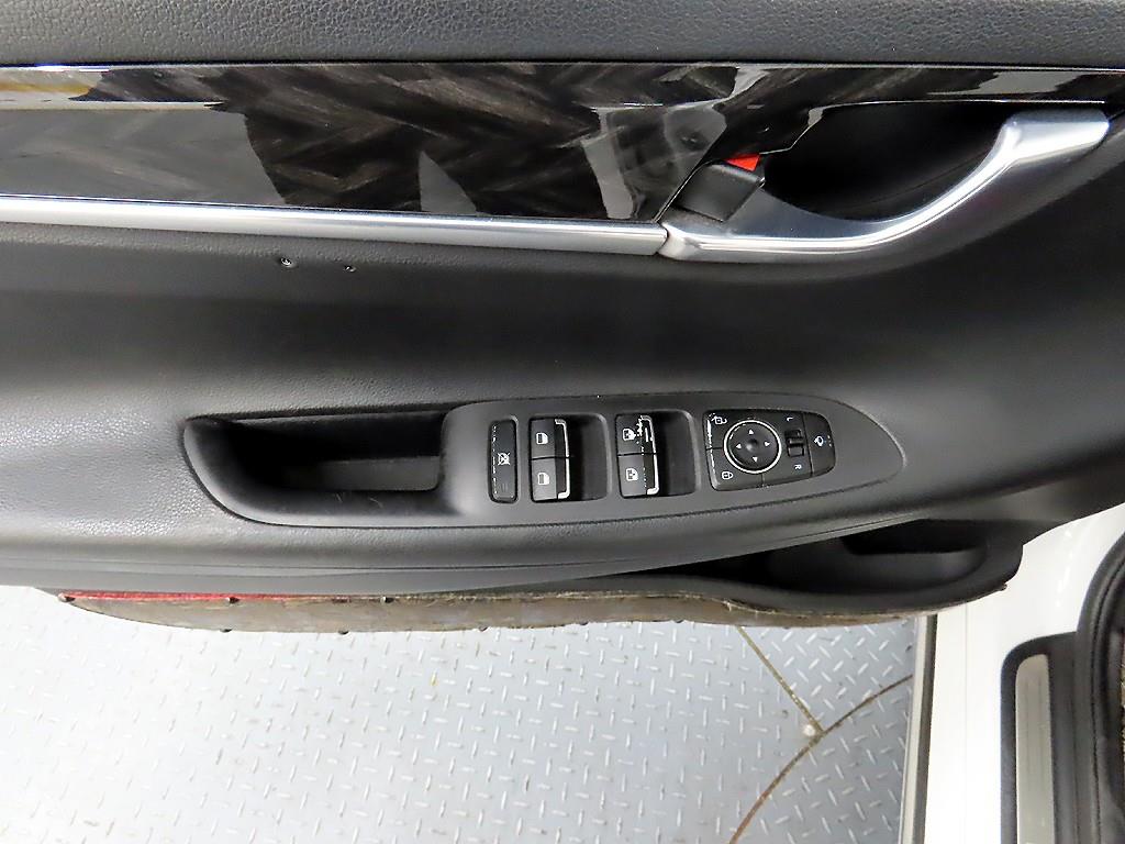 HYUNDAI Grandeur - Vista 11