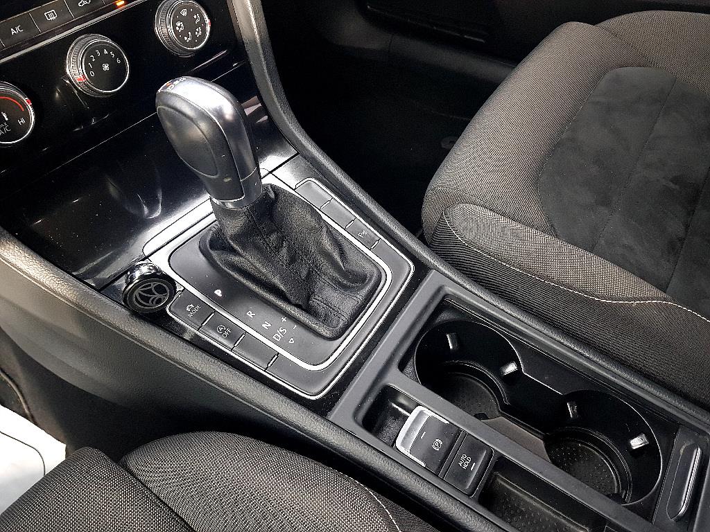 Volkswagen Golf 2014 Blanco - Importación desde Corea - HF Imports Iquique - Foto 14