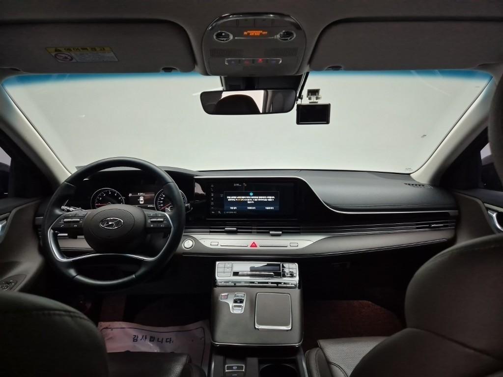 HYUNDAI Grandeur - Vista 7