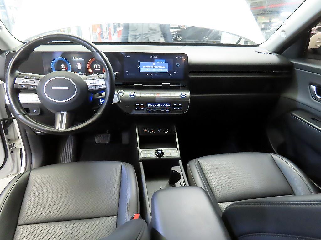 HYUNDAI Kona - Vista 9