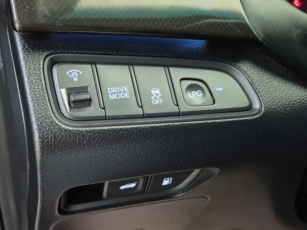 HYUNDAI Grandeur 2014 Negro - Importación desde Corea - HF Imports Iquique - Foto 19