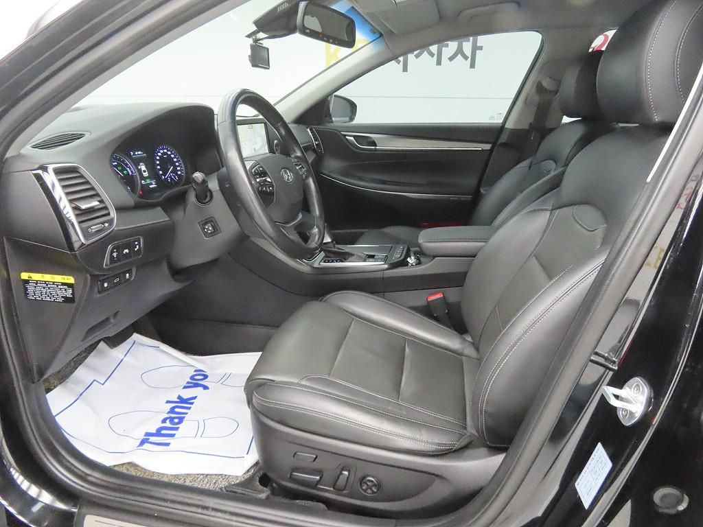 HYUNDAI Grandeur - Vista 5