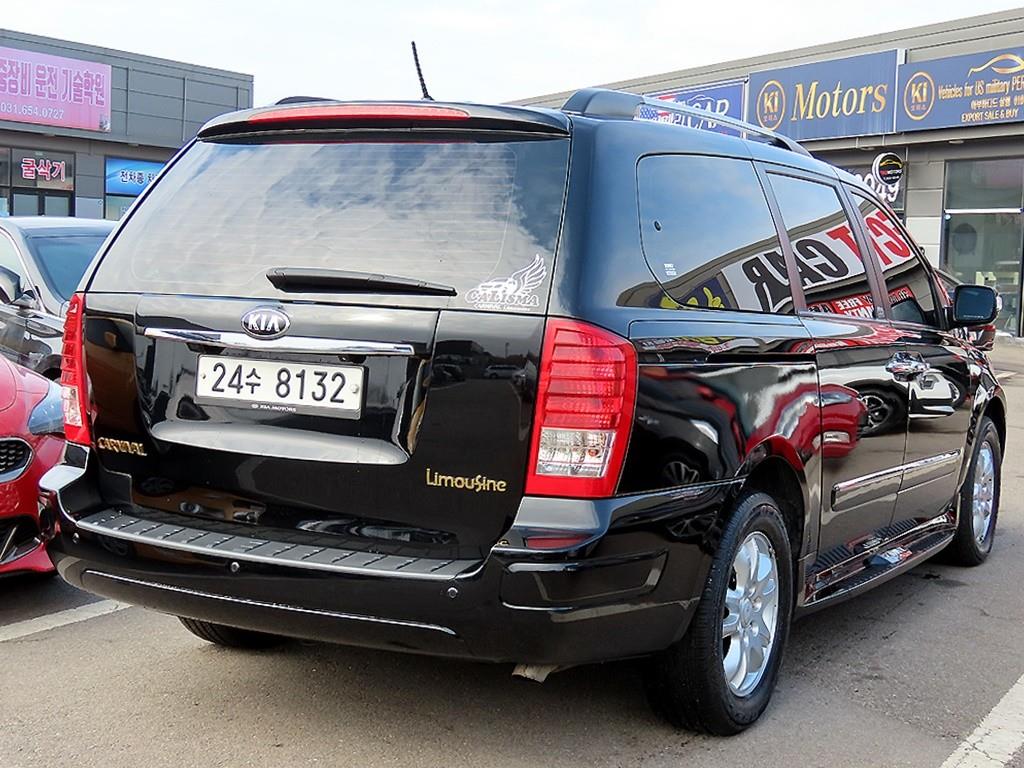 KIA Carnival - Vista 3