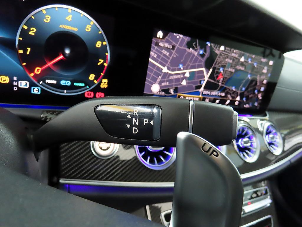 Mercedes Benz CLS Class - Vista 10