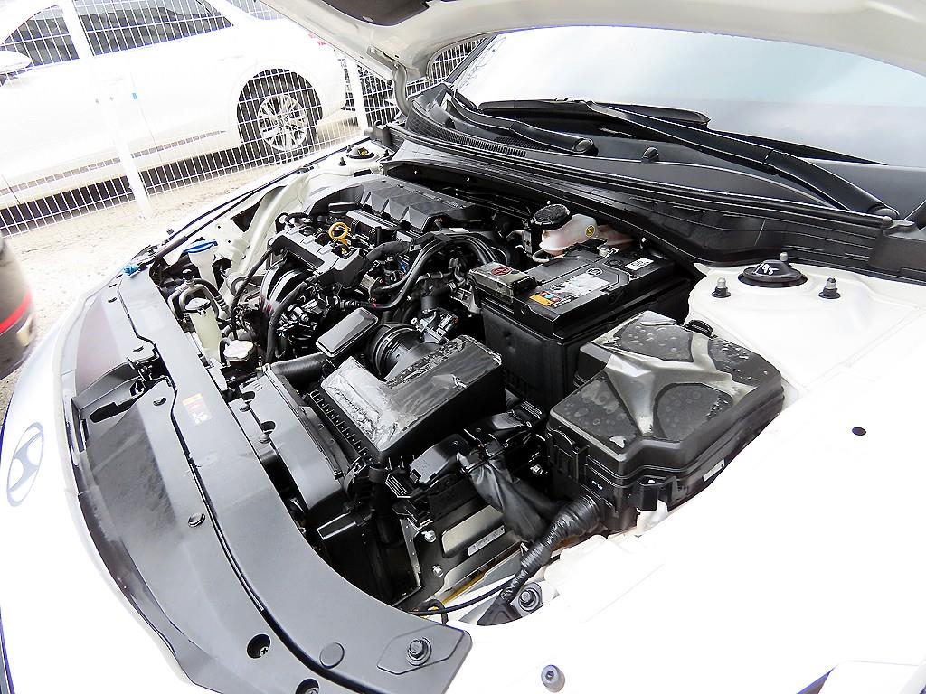 HYUNDAI Avante 2024 Blanco - Importación desde Corea - HF Imports Iquique - Foto 19