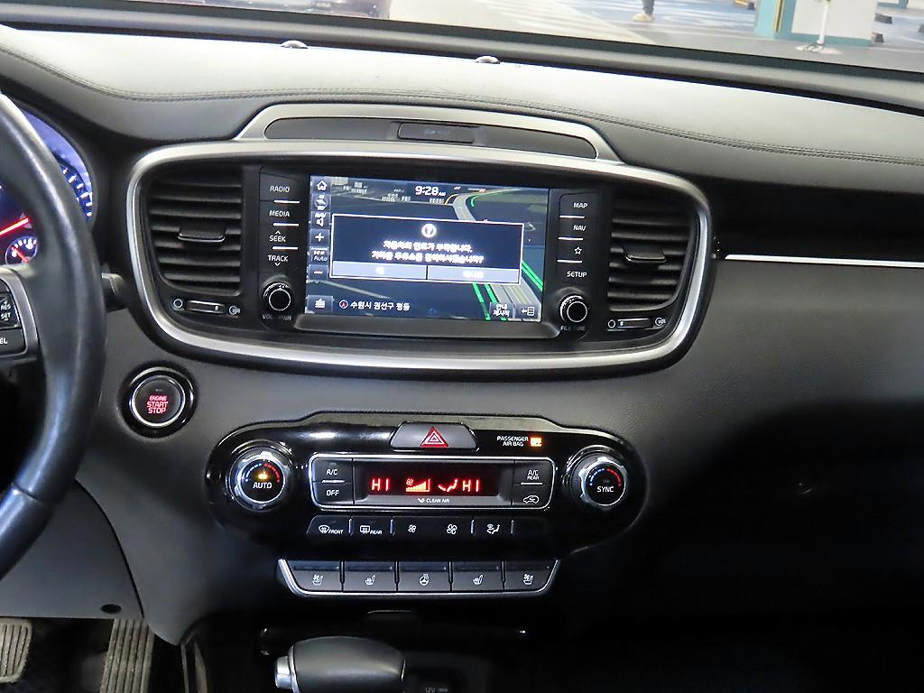 KIA Sorento - Vista 11