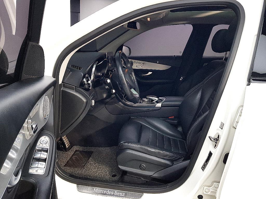 Mercedes Benz GLC Class - Vista 8