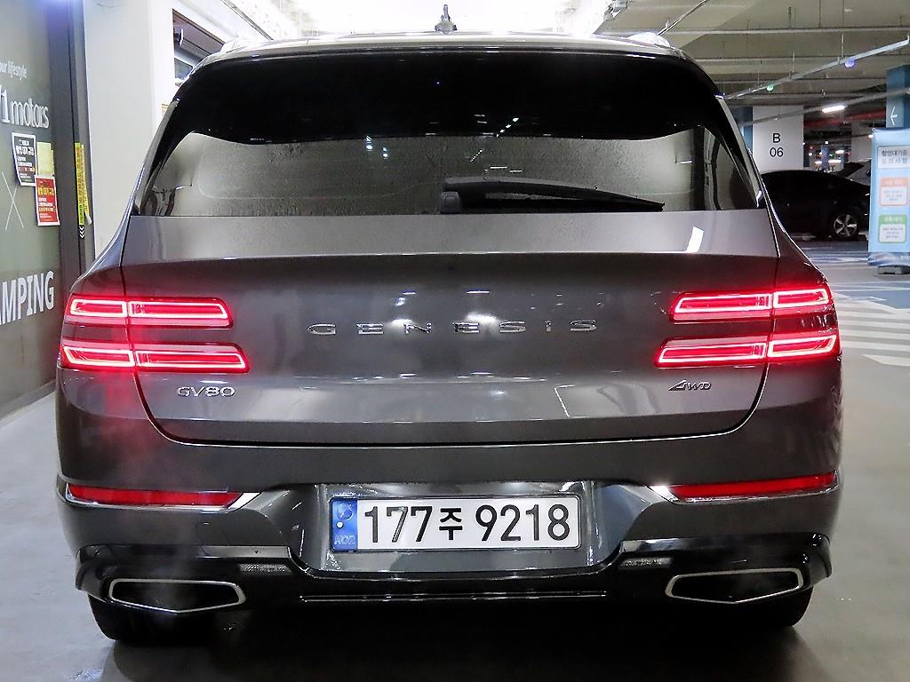 Genesis GV80 - Vista 6