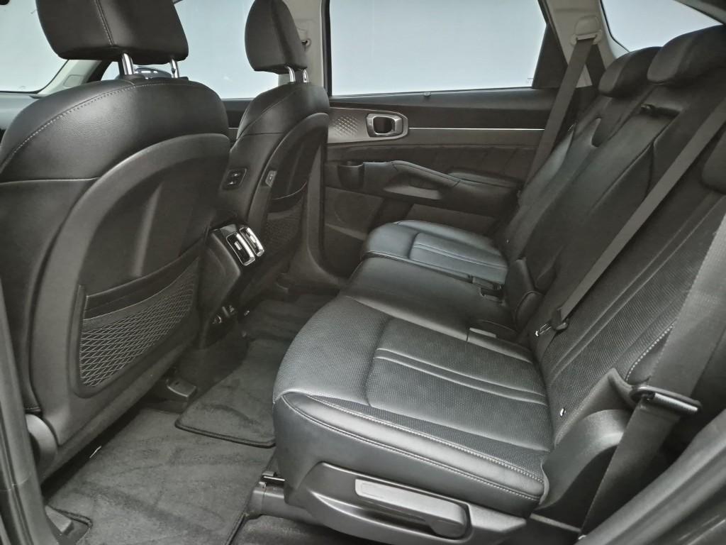 KIA Sorento - Vista 12