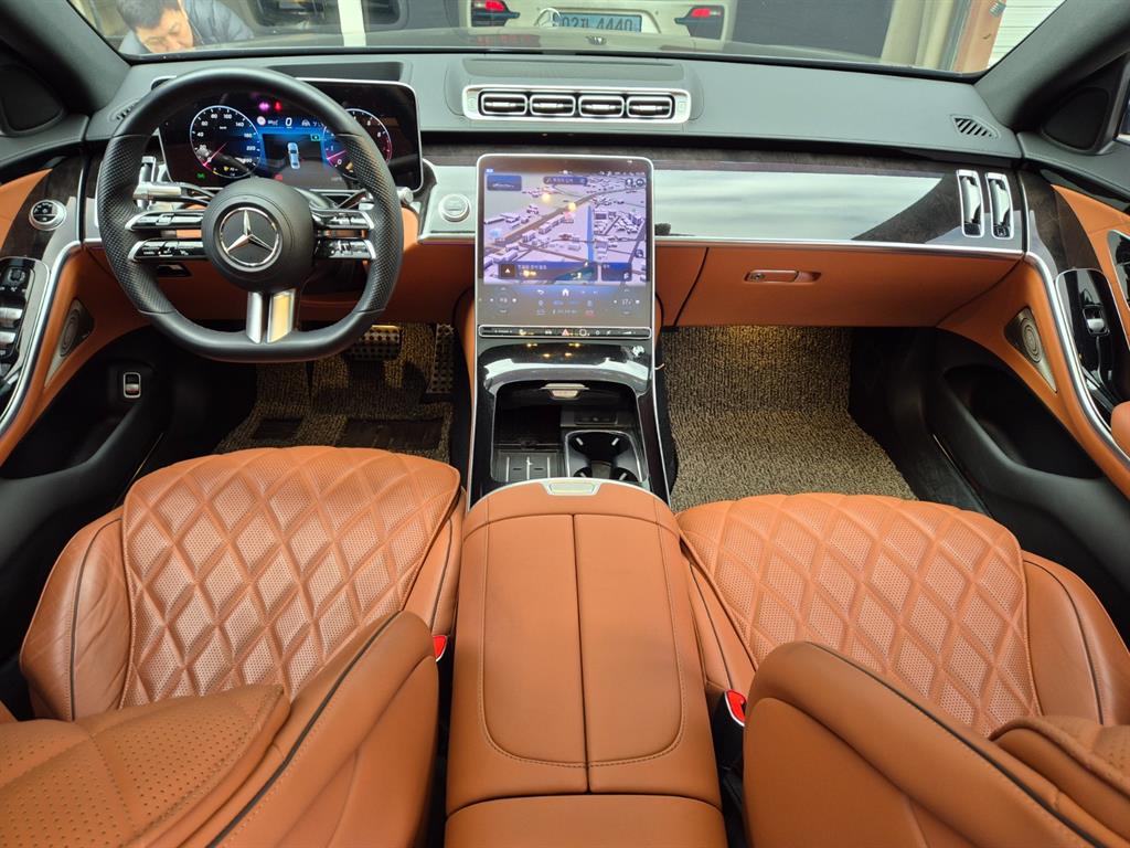 Mercedes Benz S Class - Vista 5