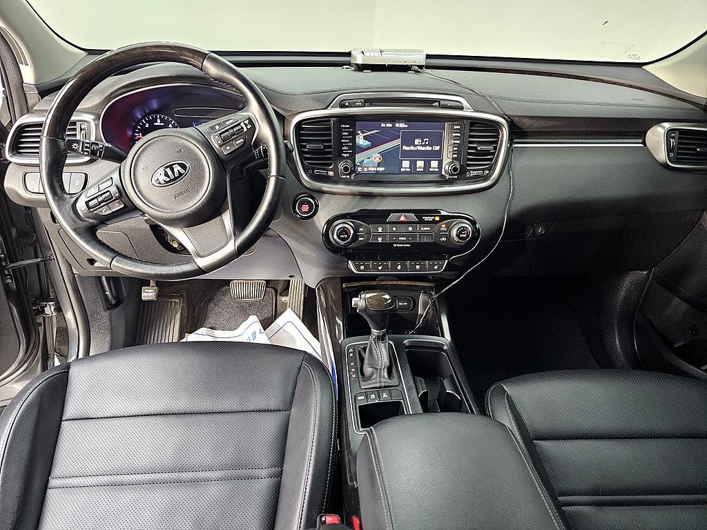 KIA Sorento - Vista 5