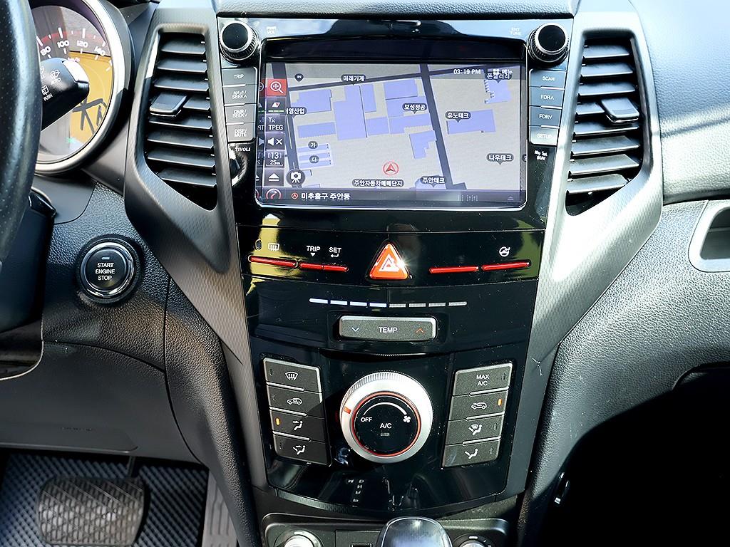 Ssangyong Tivoli 2017 Azul - Importación desde Corea - HF Imports Iquique - Foto 9