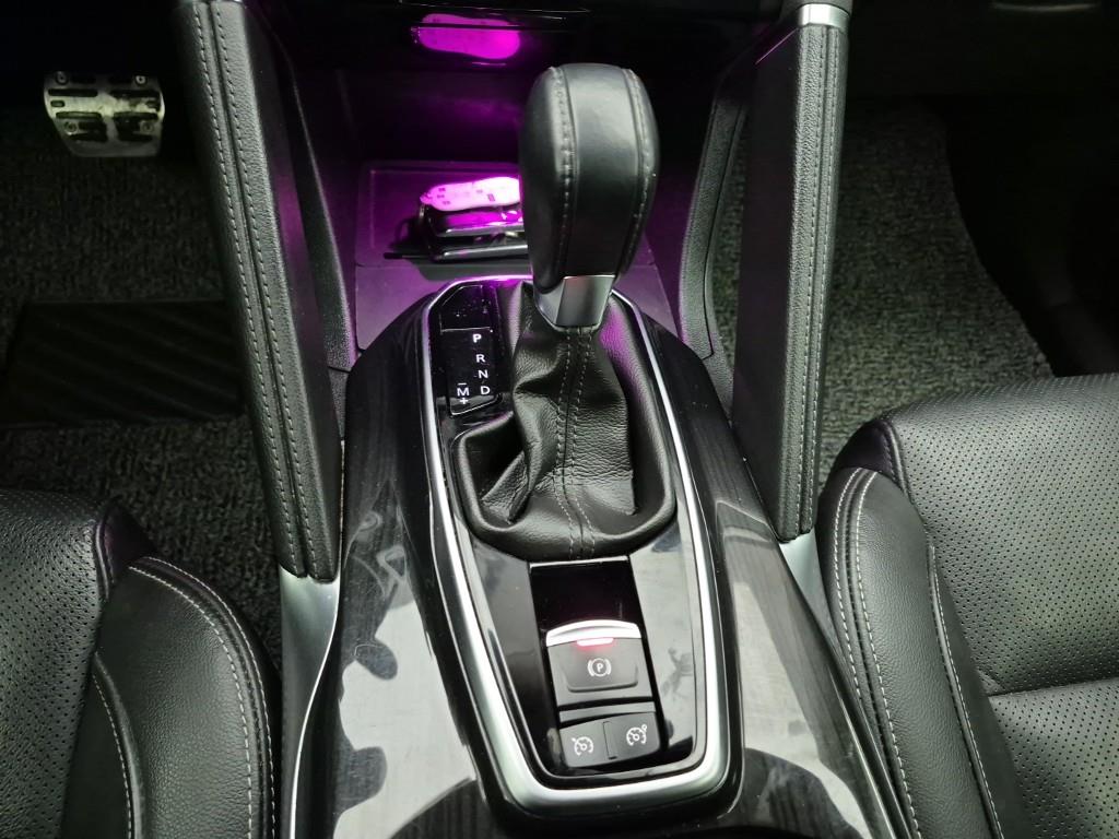 SAMSUNG QM6 - Vista 8