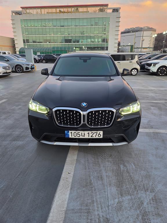 BMW X4 2023 Negro - Importación desde Corea - HF Imports Iquique - Foto 1