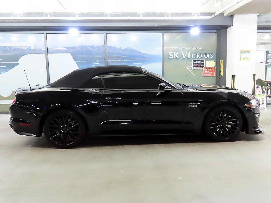 Ford Mustang - Vista 3