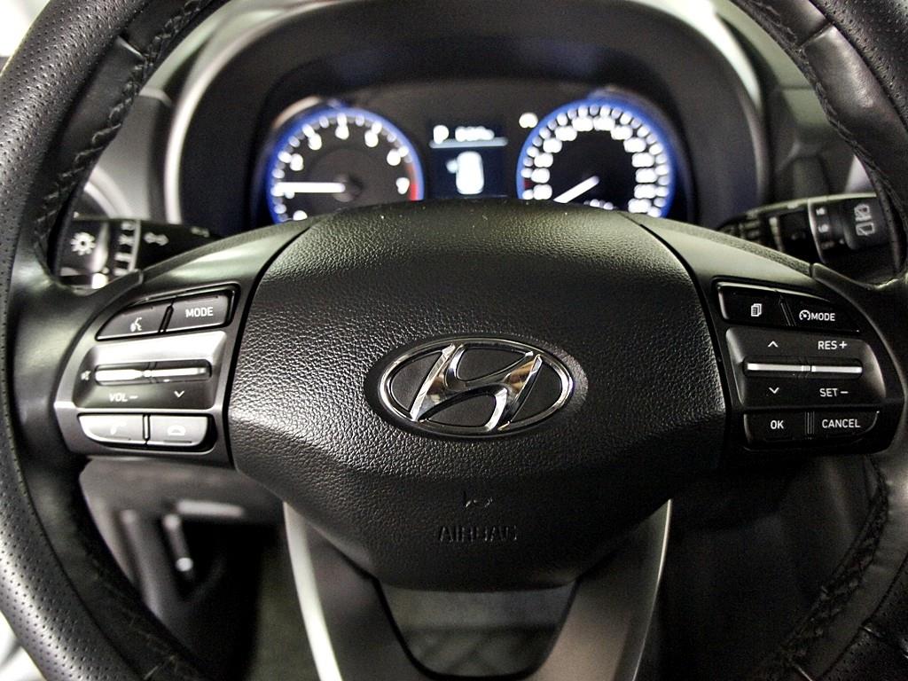 HYUNDAI Kona - Vista 8