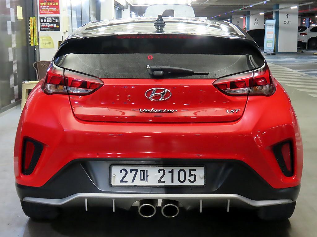 HYUNDAI Veloster - Vista 5