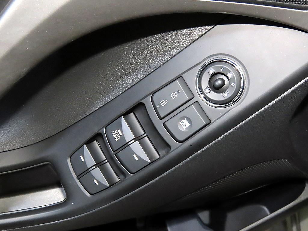 HYUNDAI Avante 2011 Gris - Importación desde Corea - HF Imports Iquique - Foto 13