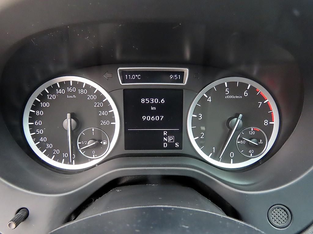 Infiniti Q - Vista 9