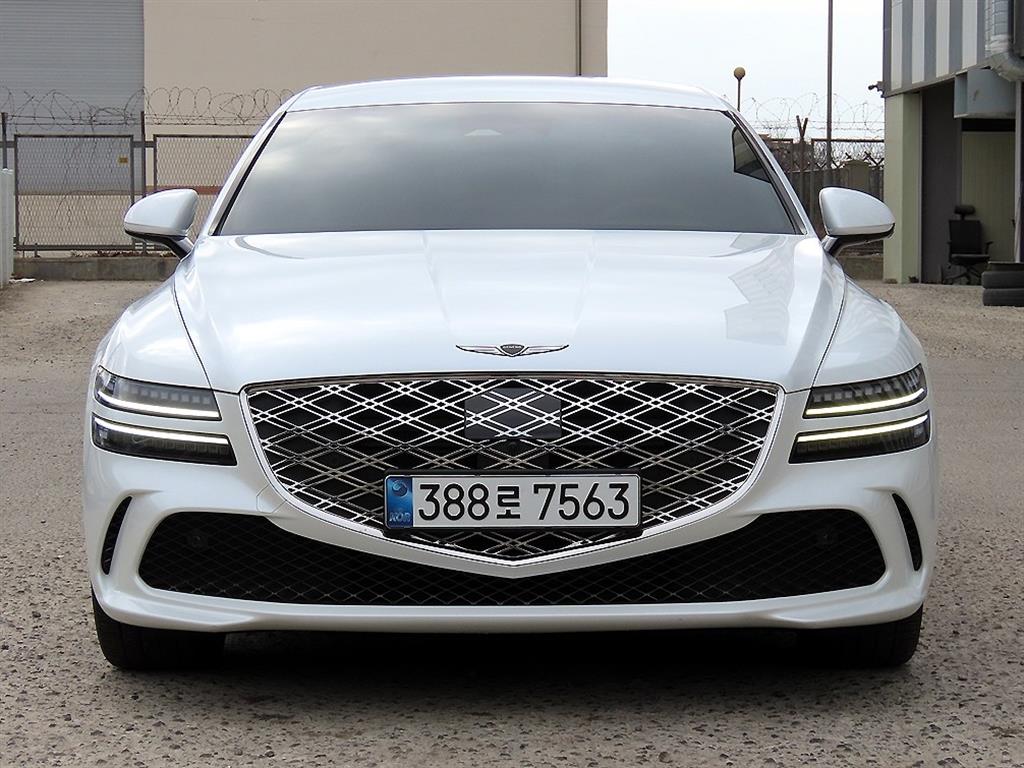 Genesis G80 2025 Blanco - Importación desde Corea - HF Imports Iquique - Foto 1