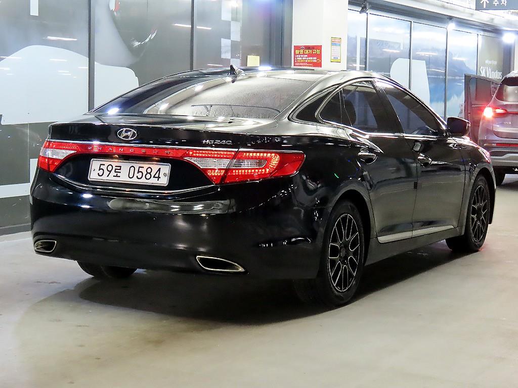 HYUNDAI Grandeur - Vista 4